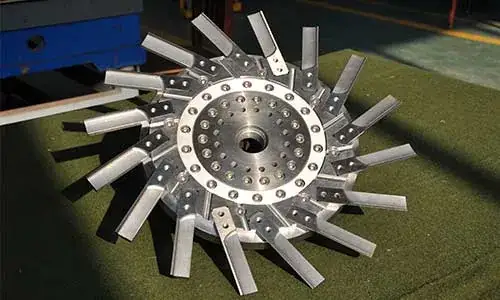 Brand new pelletizing knife holder