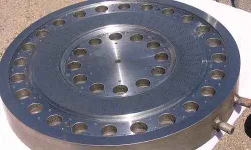 Granulation die plate